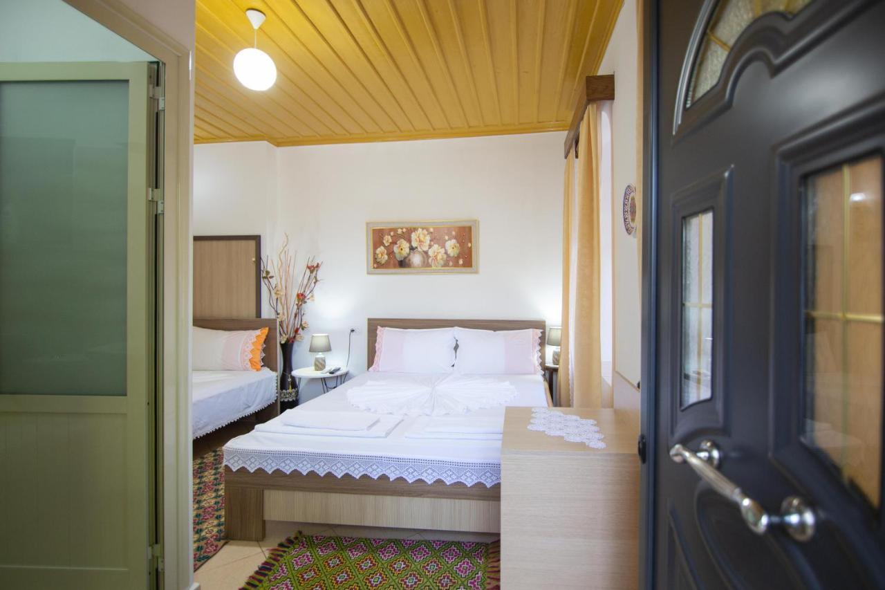 The Mosaic House - Shtepia Me Mozaik Hotel Përmet Kültér fotó